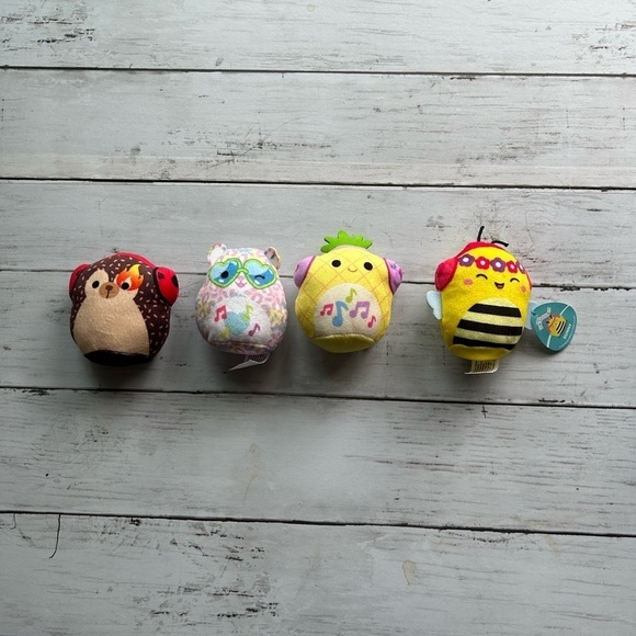 Set of 4 squishmallows - Picture 1 of 12